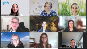 ZOOM-Meeting mit lachenden Gesichtern